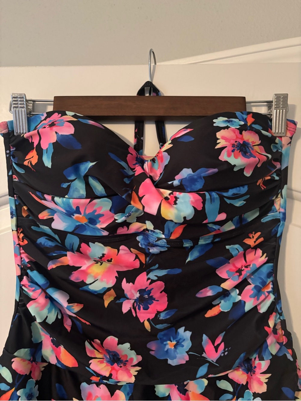 2/$12 NWOT Floral Ruffle Hem Strapless Swimdress - Removable Strap - Picture 5 of 11
